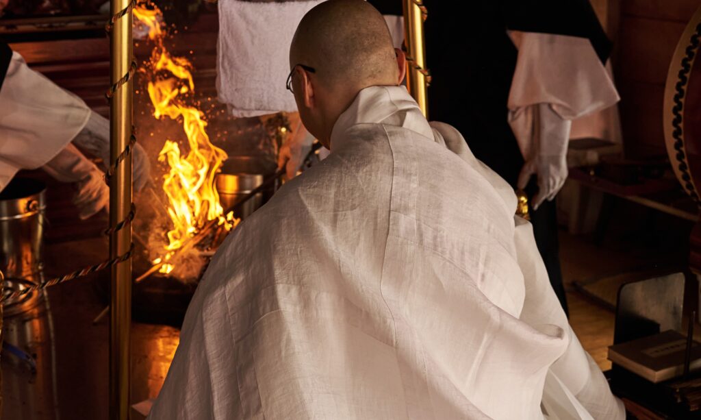 真言宗最大の荒行・八千枚護摩供